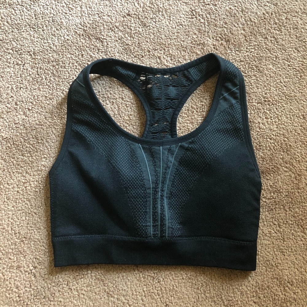 Black Sports Bra